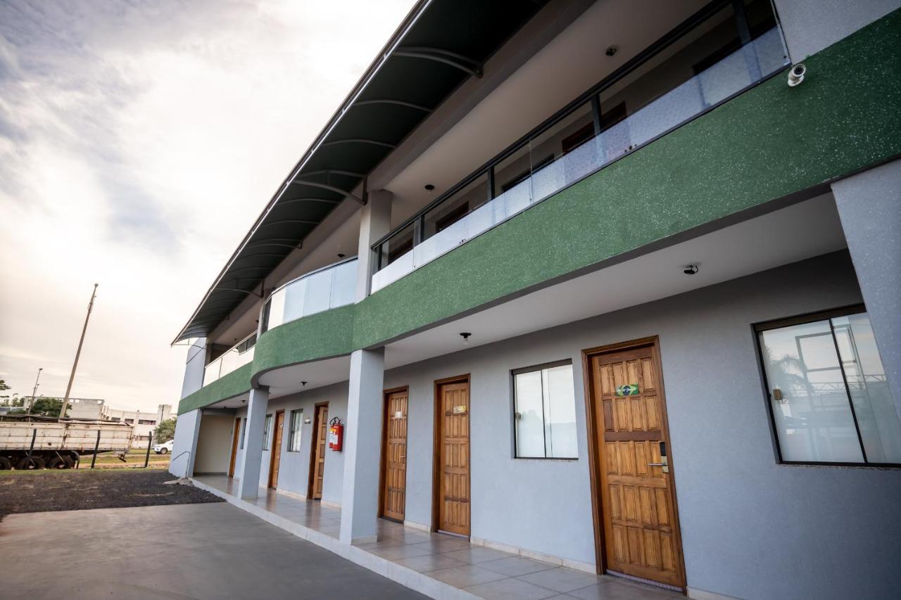 Shelter Hostel E Pousada Ponta Pora Luaran gambar